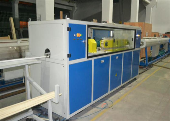 Máquina de la fabricación del tubo del Pvc del control de frecuencia de la CA para la cadena de producción del tubo del Pvc