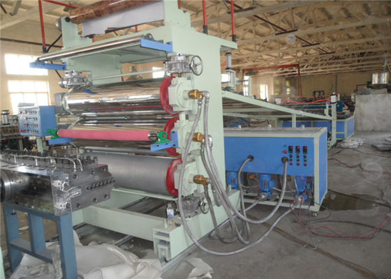 El PVC forma una costra la máquina de la fabricación de armario de cocina de la cadena de producción del tablero de la espuma/PVC