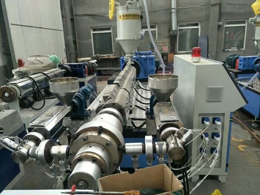 La línea PP de la protuberancia del tubo de abastecimiento del agua del HDPE del CE PE instala tubos la máquina del extrusor de solo tornillo