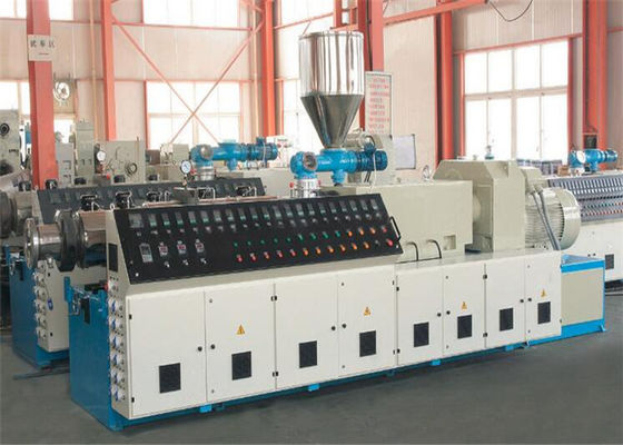 Un buen precio. Máquina de extrusión de perfiles de plástico, línea de extrusión de perfiles de PVC, línea de producción de perfiles de UPVC en línea