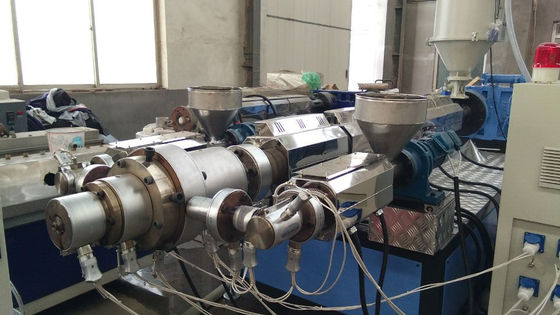 Un buen precio. Extrusor de solo tornillo del tubo del PLC LLDPE que recicla la granulación en línea