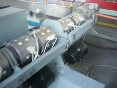 Línea de producción de tubos reforzados con fibra de PVC