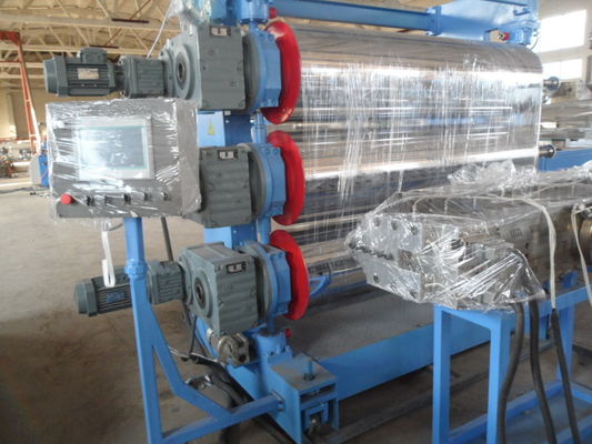 Un buen precio. Multi - extrusor de solo tornillo compuesto acodado de la maquinaria de la producción de la hoja en línea