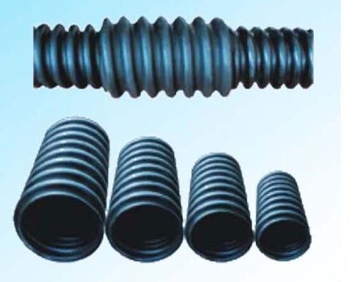 Un buen precio. Línea plástica de la protuberancia de la fabricación del tubo del PE para el tubo de refuerzo espiral del carbono del PE en línea