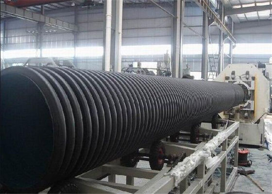Un buen precio. cadena de producción acanalada del tubo del pvc extrusor de tornillo del gemelo, tubo acanalado plástico que hace la máquina en línea
