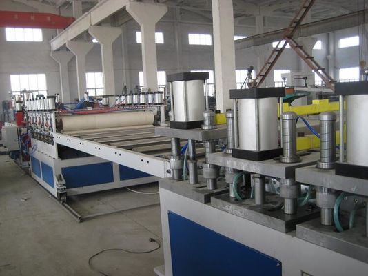 Un buen precio. Línea gemela de Extruson de la plantilla del tornillo WPC Contruction, extrusor de la plantilla de la construcción en línea