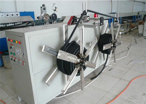 Un buen precio. Máquina plástica del extrusor de tornillo del gemelo del tubo del PE para el tubo acanalado de un sólo recinto en línea