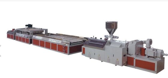 Un buen precio. Extrusor de tornillo plástico completamente automático del gemelo de la máquina de la protuberancia de la hoja 100-400Kg/H en línea