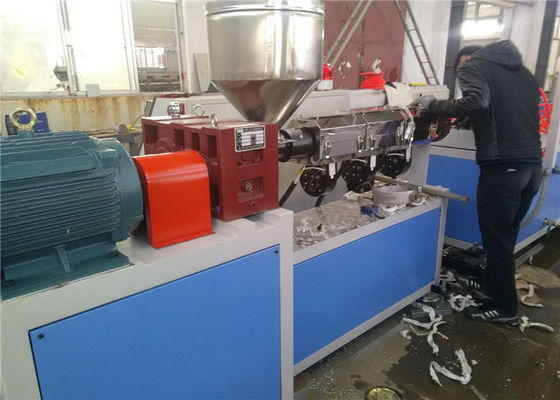 Línea de extrusión de perfiles de ventanas y puertas de PVC, máquina de fabricación de perfiles de puertas y marcos de WPC, extrusión de cono de plástico