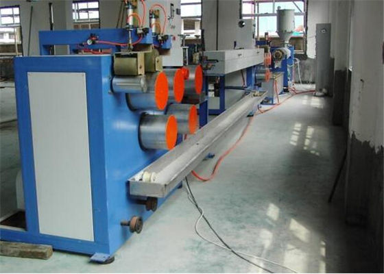 Un buen precio. correa del animal doméstico de 380V 50HZ que hace la máquina para embalar/la precintadora plástica en línea