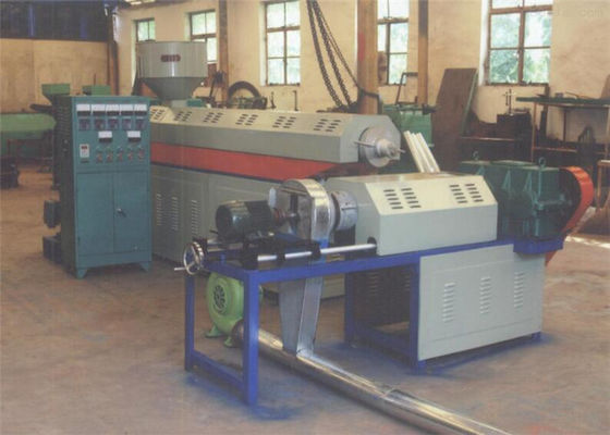 Un buen precio. Máquina de reciclaje plástica de la eficacia alta/gránulos plásticos que hacen la máquina en línea