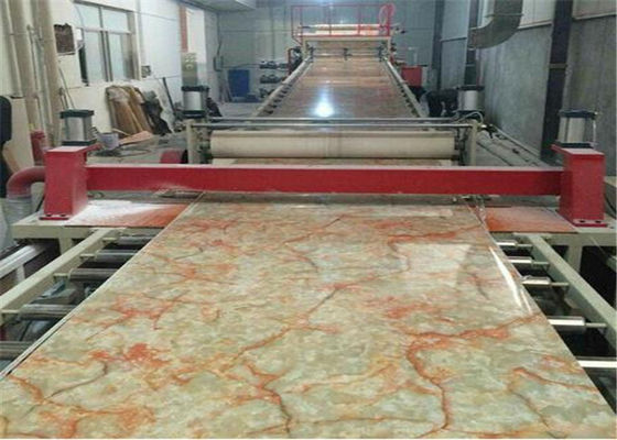Un buen precio. Falsa cadena de producción de mármol de la hoja del PVC CE, hoja de mármol del PVC que hace la máquina/el extrusor de hoja plástico en línea
