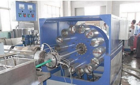 Un buen precio. Cadena de producción trenzada reforzada fibra del tubo del PVC extrusor de tornillo del gemelo arriba eficiente en línea