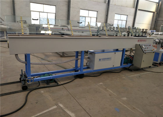Un buen precio. Máquina plástica de la protuberancia del extrusor de solo tornillo con el certificado del CE ISO9001 en línea