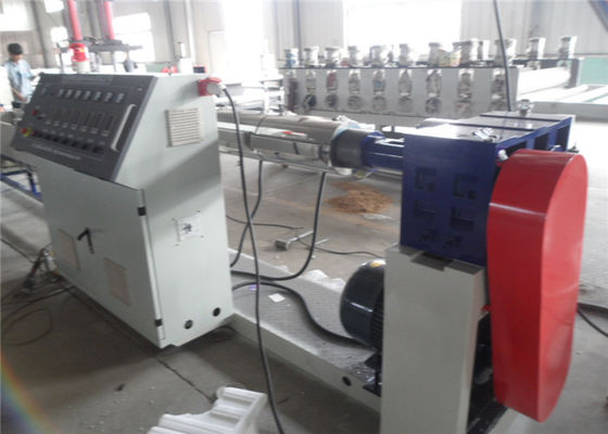 Un buen precio. Los gránulos plásticos del solo tornillo trabajan a máquina/extrusor plástico de la pelotilla en línea