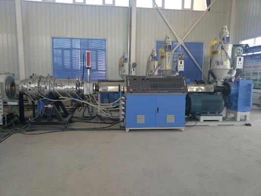 Un buen precio. Línea plástica completamente automática de la protuberancia del tubo con el regulador de temperatura de Omron en línea