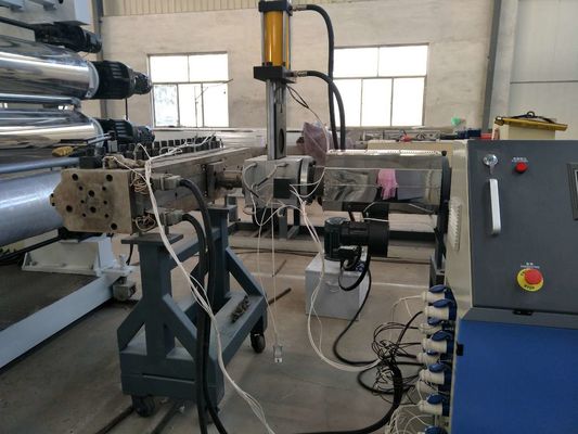 Un buen precio. Máquina del tablero de la espuma del CE WPC, cadena de producción gemela del tablero de Wpc del tornillo extrusor en línea