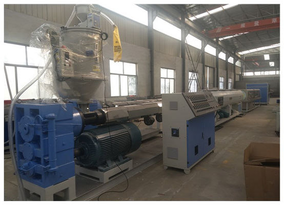 Línea de extrusión de tuberías HDPE LDPE de alta velocidad de producción Fácil de operar y mantener
