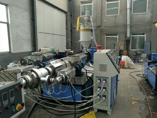 Línea plástica máquina de la protuberancia del tubo del PE de la fabricación del HDPE con el extrusor de solo tornillo