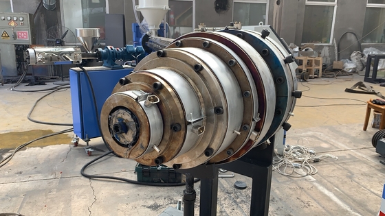 Un buen precio. Línea de extrusión de tuberías HDPE de alta velocidad para el suministro de agua, equipos de fabricación de tuberías HDPE PE de gran diámetro en línea