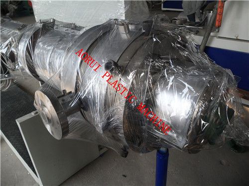 Un buen precio. línea plástica 220v/380v 50HZ de la protuberancia del tubo del PVC de 16m m - de 40m m en línea
