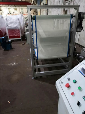 Un buen precio. Extrusor de fabricación no tejido de la máquina 600m m PP Meltblown de la pequeña escala para la mascarilla en línea