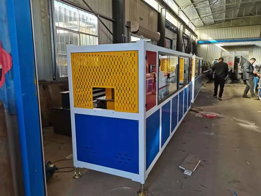 Un buen precio. Línea de producción de perfiles de PVC, máquina de extrusión de perfiles de ventanas de UPVC WPC, extrusora de PVC en línea