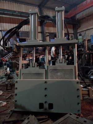 Un buen precio. Los gránulos plásticos del corte del lazo del agua de los PP/del PE trabajan a máquina, línea reciclada de la protuberancia de la pelotilla en línea