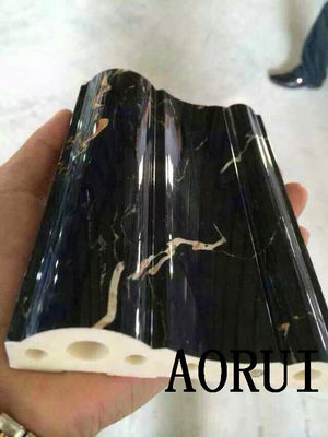 Un buen precio. Cadena de producción del perfil de la piedra WPC del mármol del PVC, máquina de la protuberancia del perfil del PVC en línea