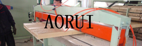 Un buen precio. Extrusor de tornillo del gemelo del tablero de la puerta del PVC de la decoración, línea de la protuberancia del panel de la puerta de WPC en línea